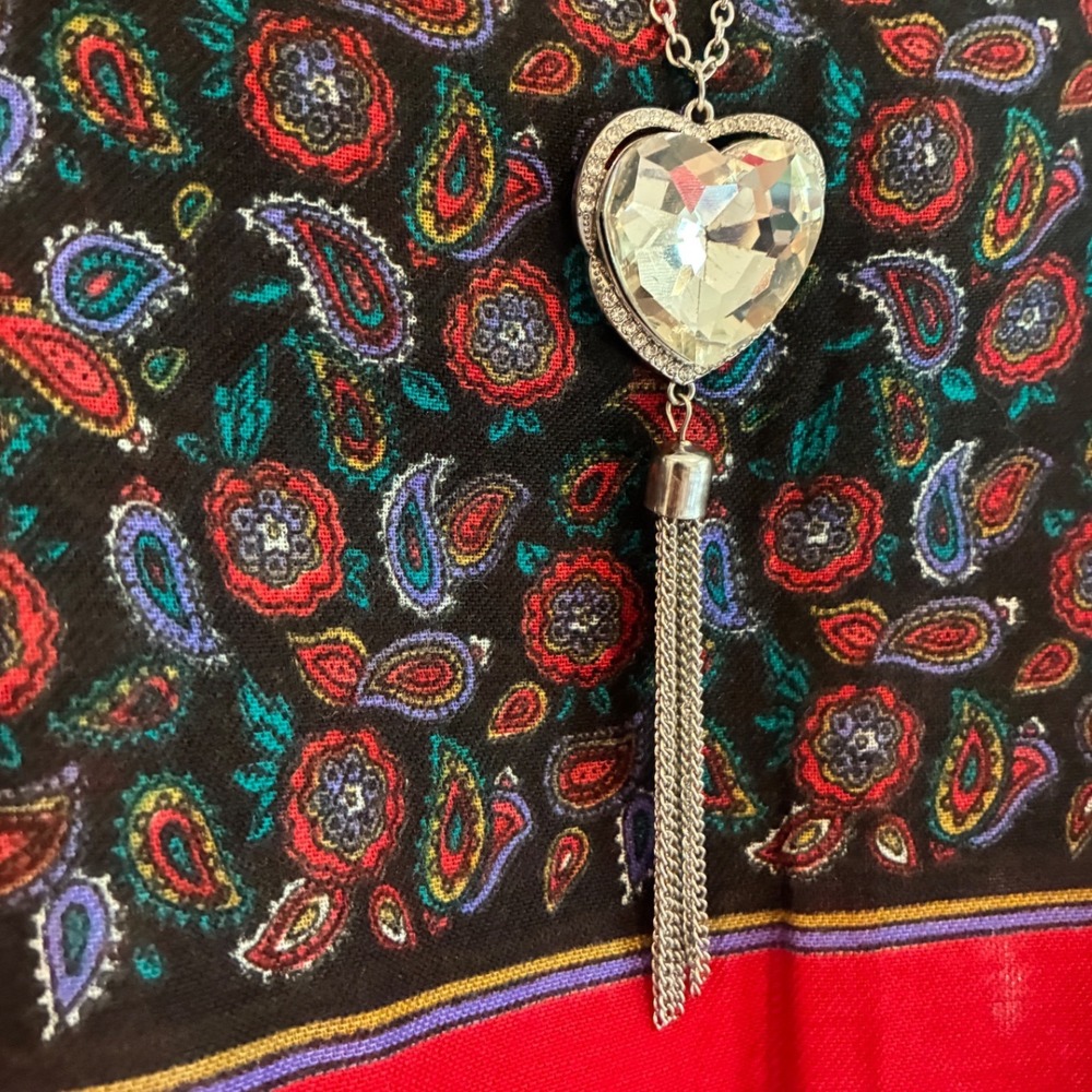 Vintage Style Silver Tone Heart Crystal Pendant Tassel Long Chain Necklace
